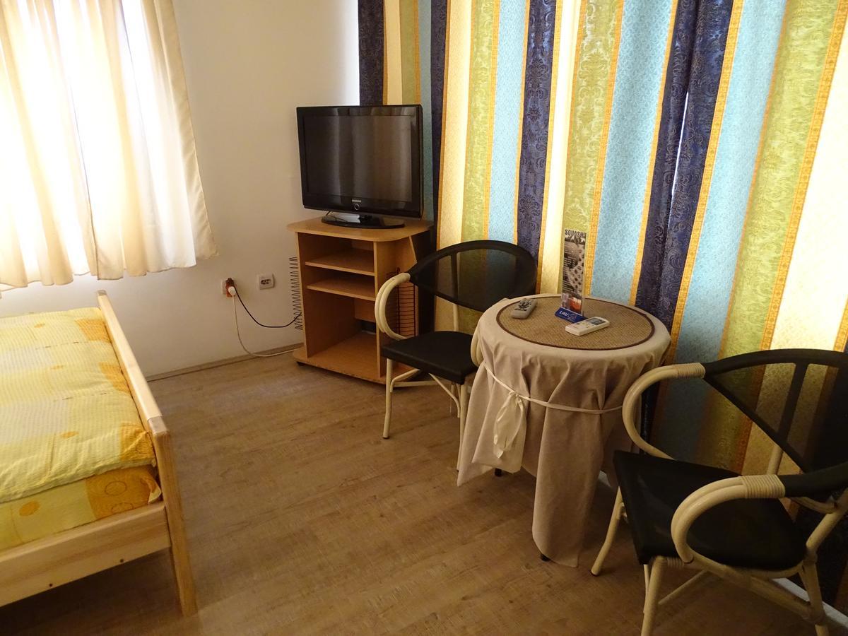 Smek Motel