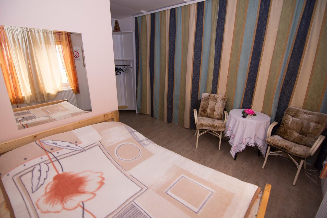 Smek Motel